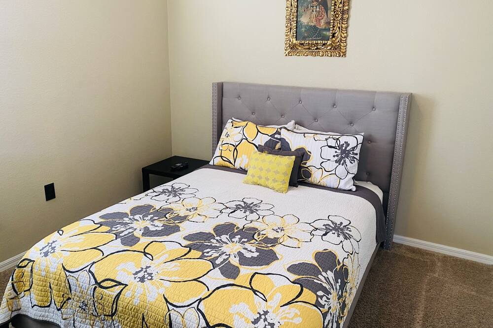 Photo of Bedroom in Bridgewater Crossing