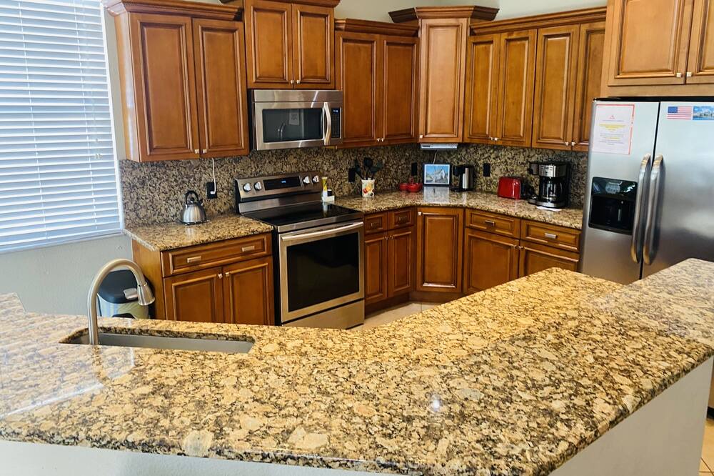 Photo of Kitchen in Bridgewater Crossing
