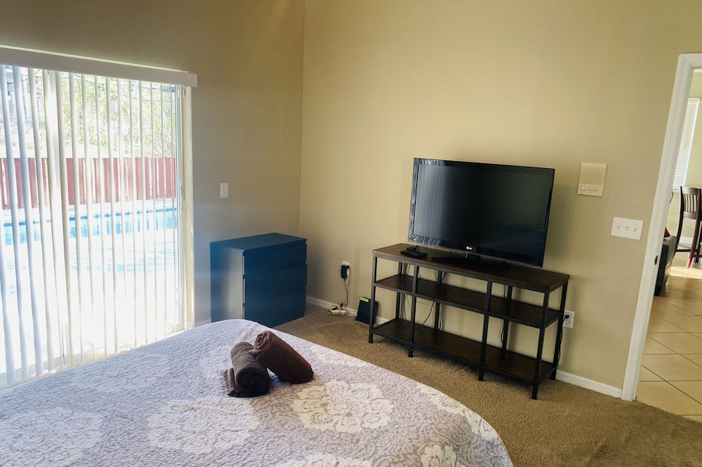 Photo of Bedroom in Bridgewater Crossing