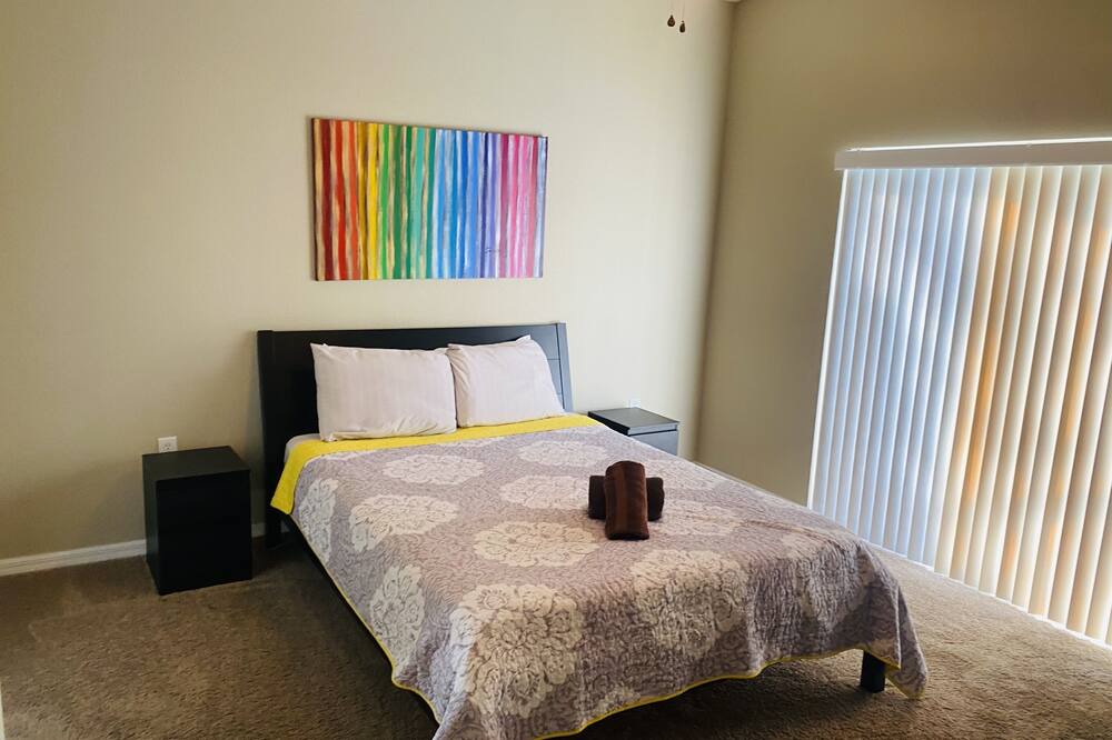 Photo of Bedroom in Bridgewater Crossing
