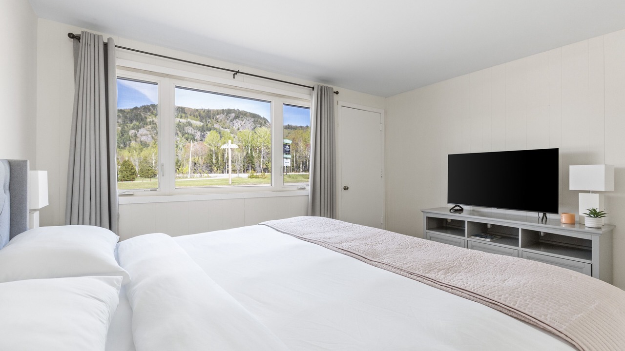 Photo of Bedroom in Batchawana Bay