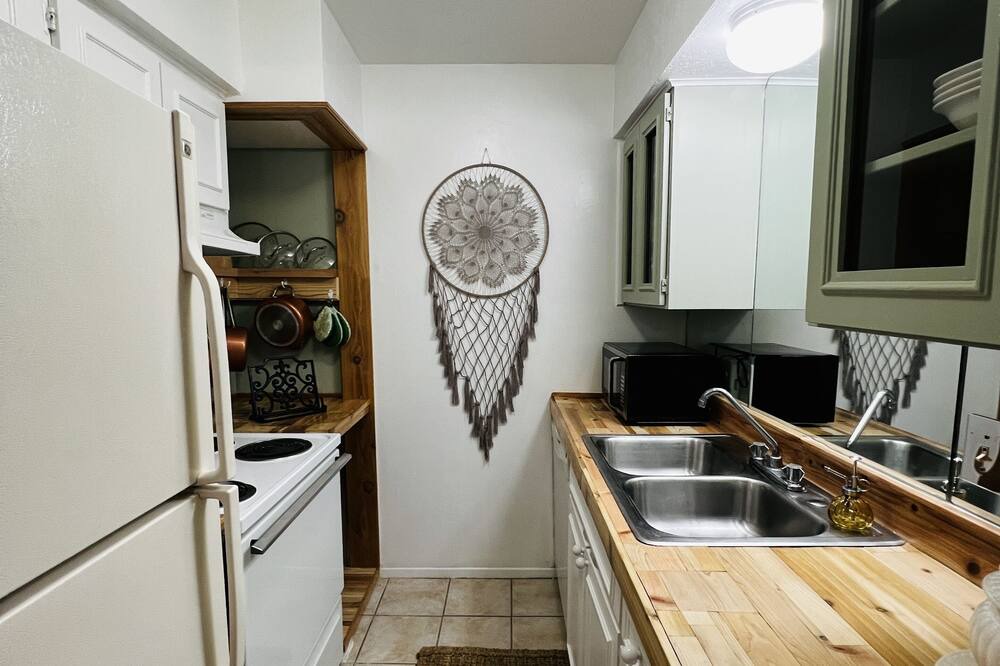 Photo of Kitchen in Knox - Henderson