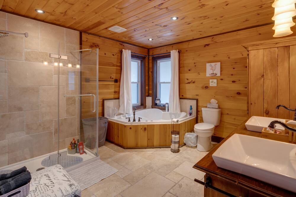 Photo of Bathroom in Sainte-Beatrix