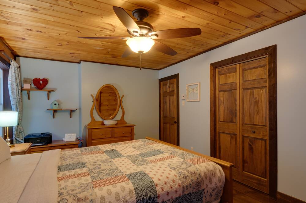Photo of Bedroom in Sainte-Beatrix