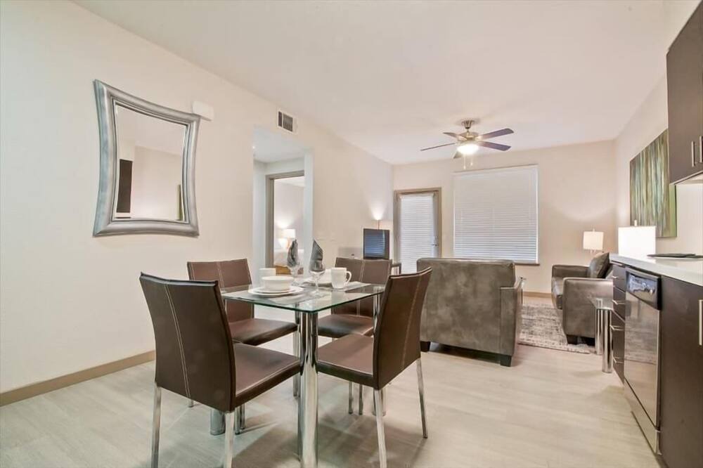 Photo of Bedroom in Mountain View