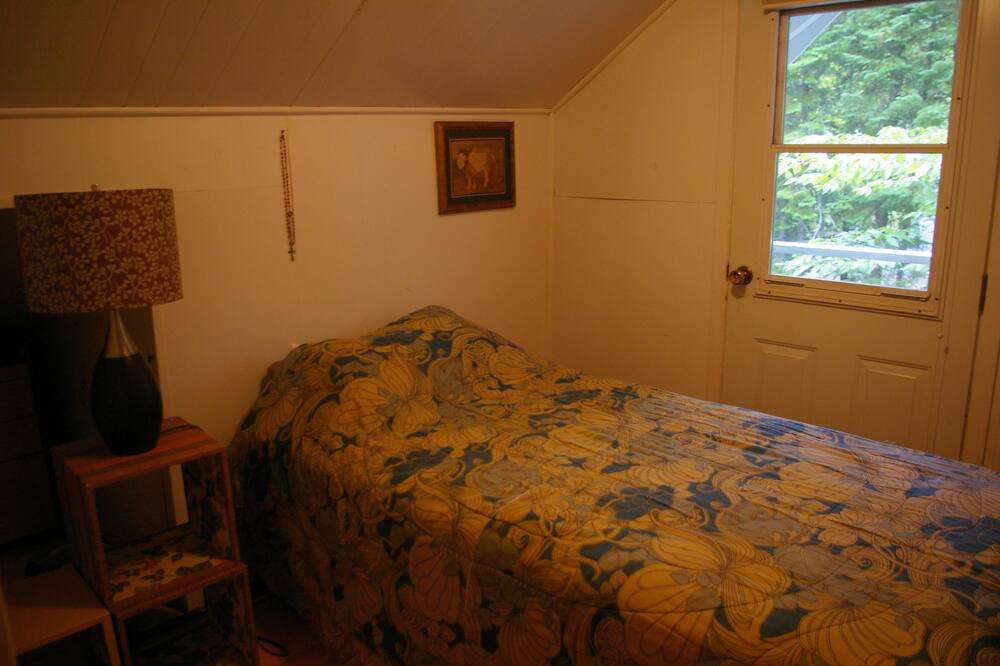 Photo of Bedroom in St-Adolphe-d'Howard