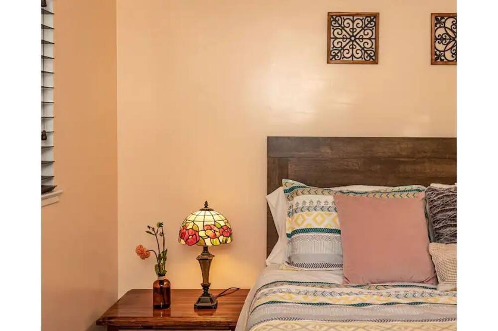 Photo of Bedroom in Orangevale