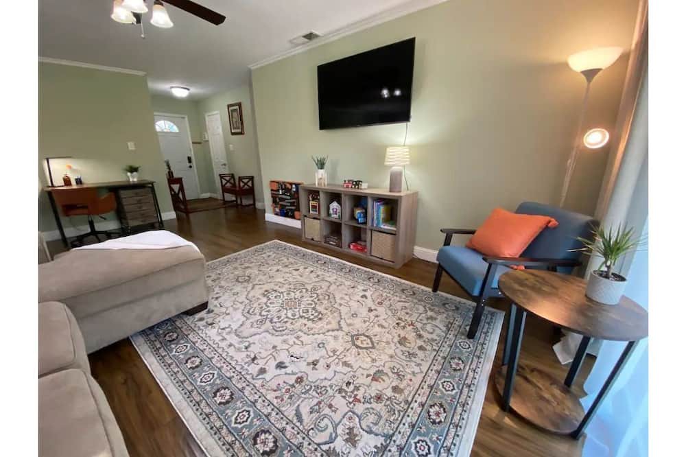 Photo of Bedroom in Orangevale