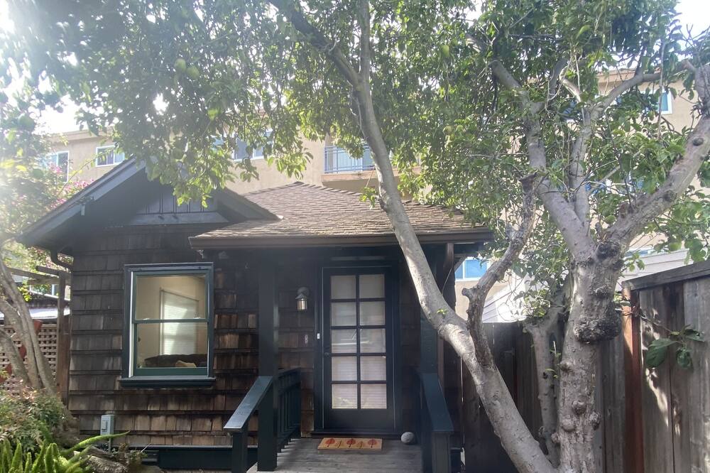 Photo of Others in Central Berkeley