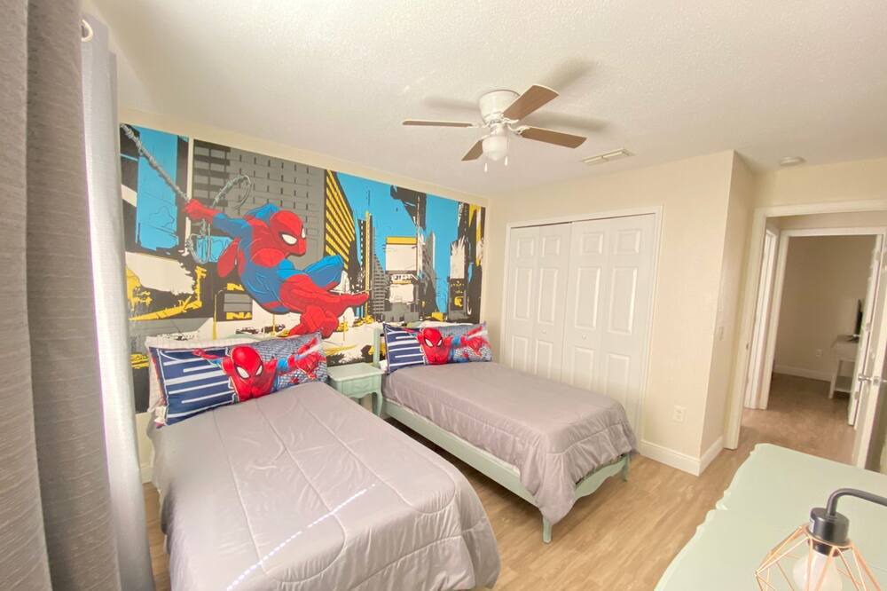 Photo of Bedroom in Thousand Oaks
