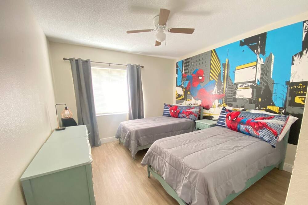 Photo of Bedroom in Thousand Oaks