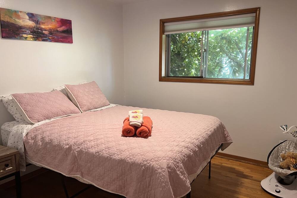 Photo of Bedroom in Hillsboro