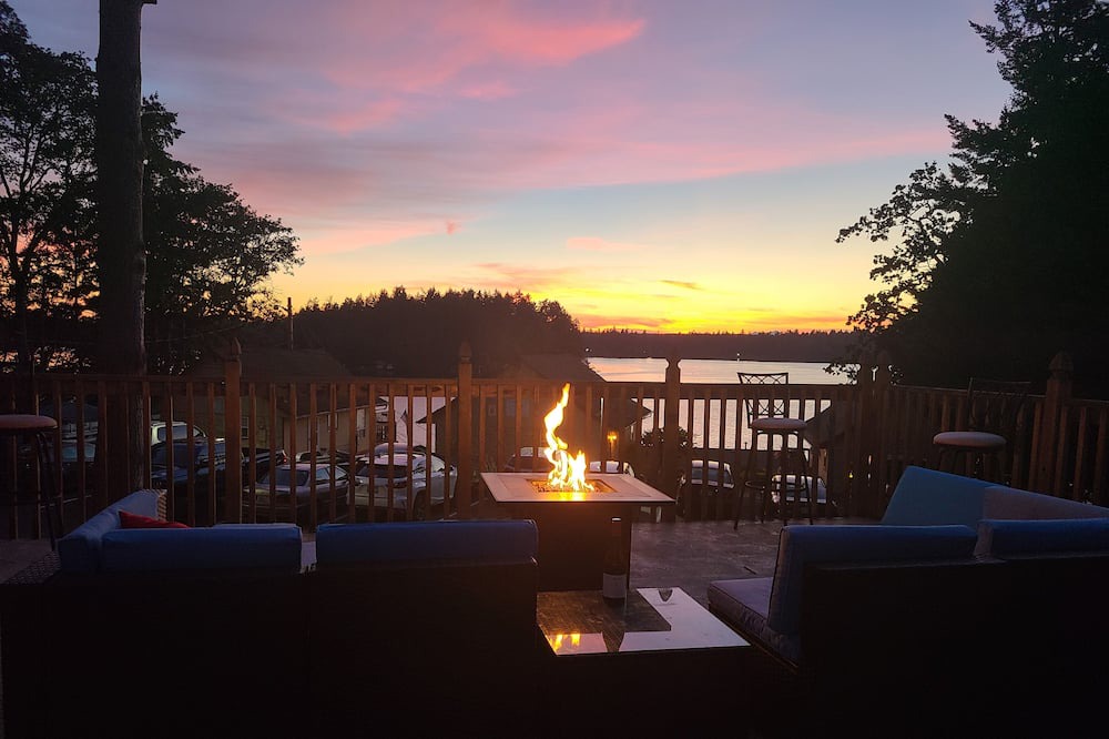 Photo of Others in Tillicum