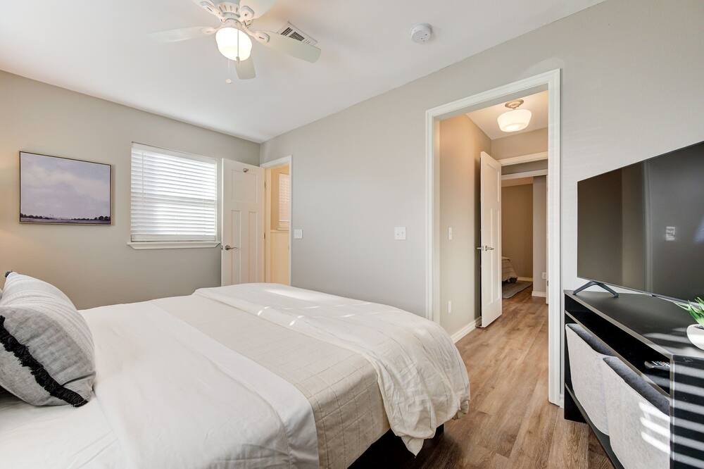 Photo of Bedroom in Del City