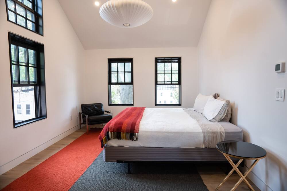 Photo of Bedroom in East Cambridge