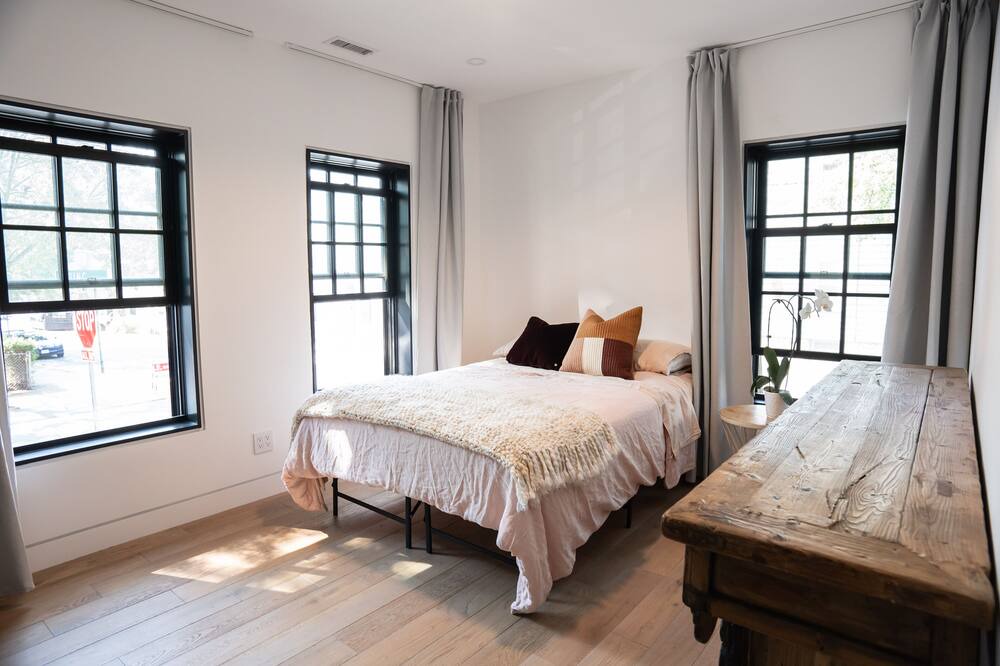Photo of Bedroom in East Cambridge