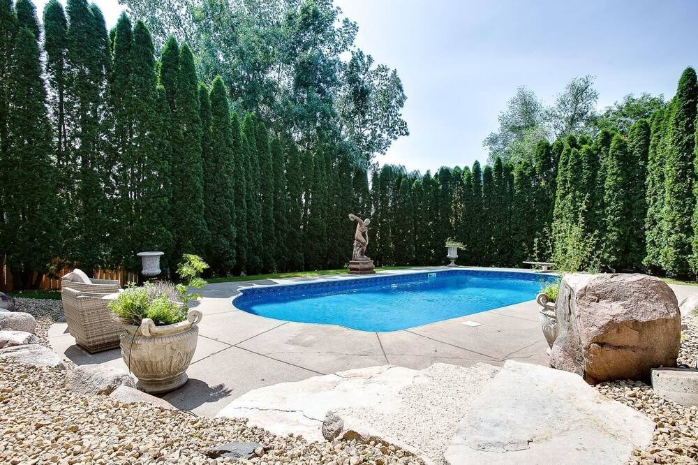 Photo of Outdoor in Plymouth