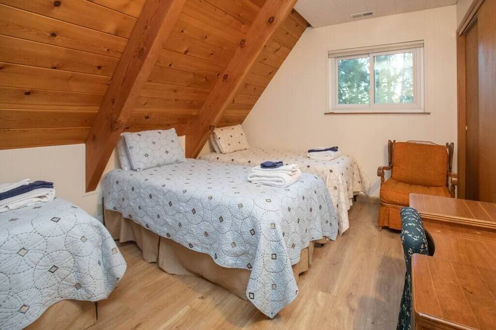 Photo of Bedroom in Brockway