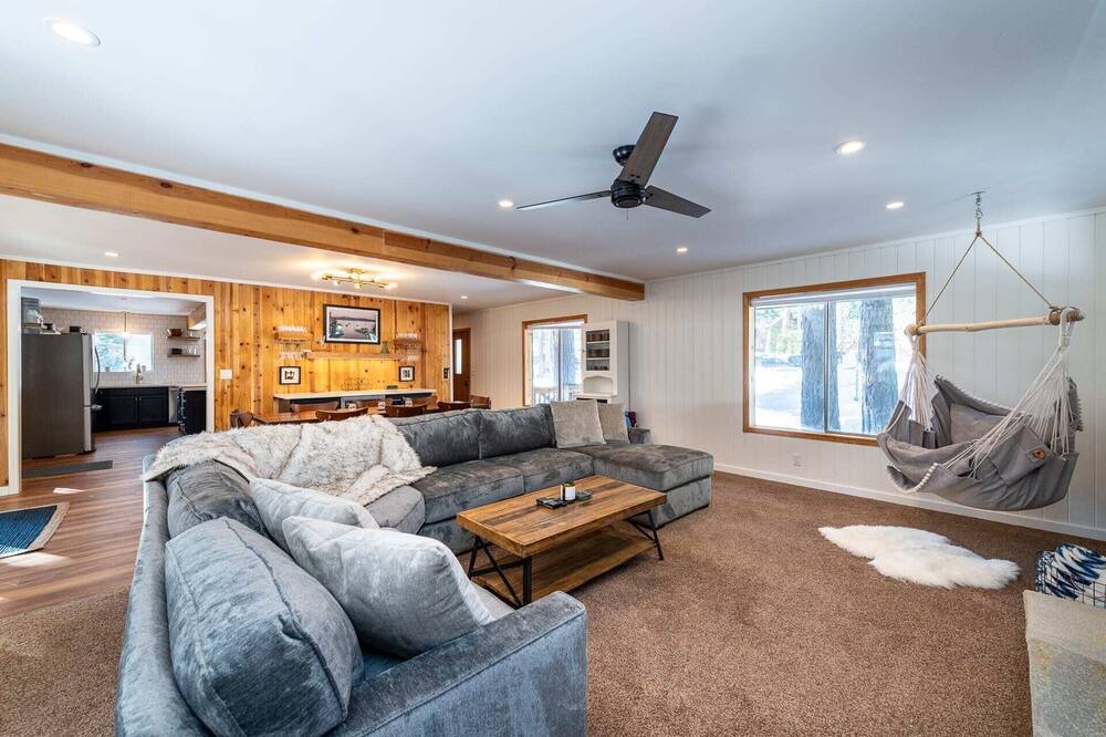 Photo of Bedroom in Ridgewood