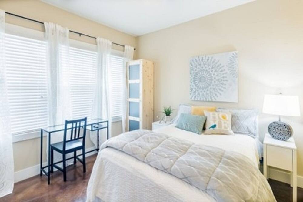 Photo of Bedroom in Apache Shores