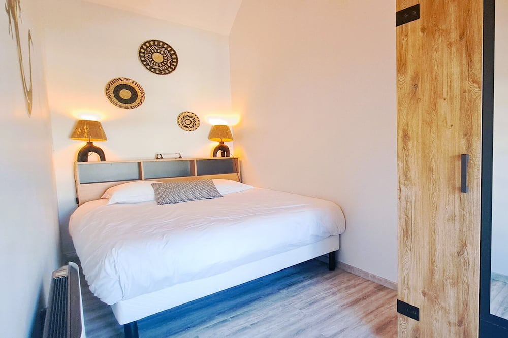 Photo of Bedroom in Cheille