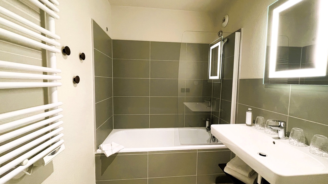 Photo of Bathroom in Juvignac