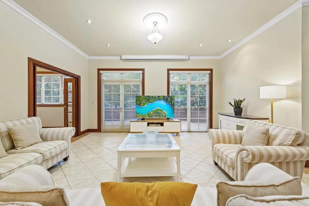 Photo of Others in Dural