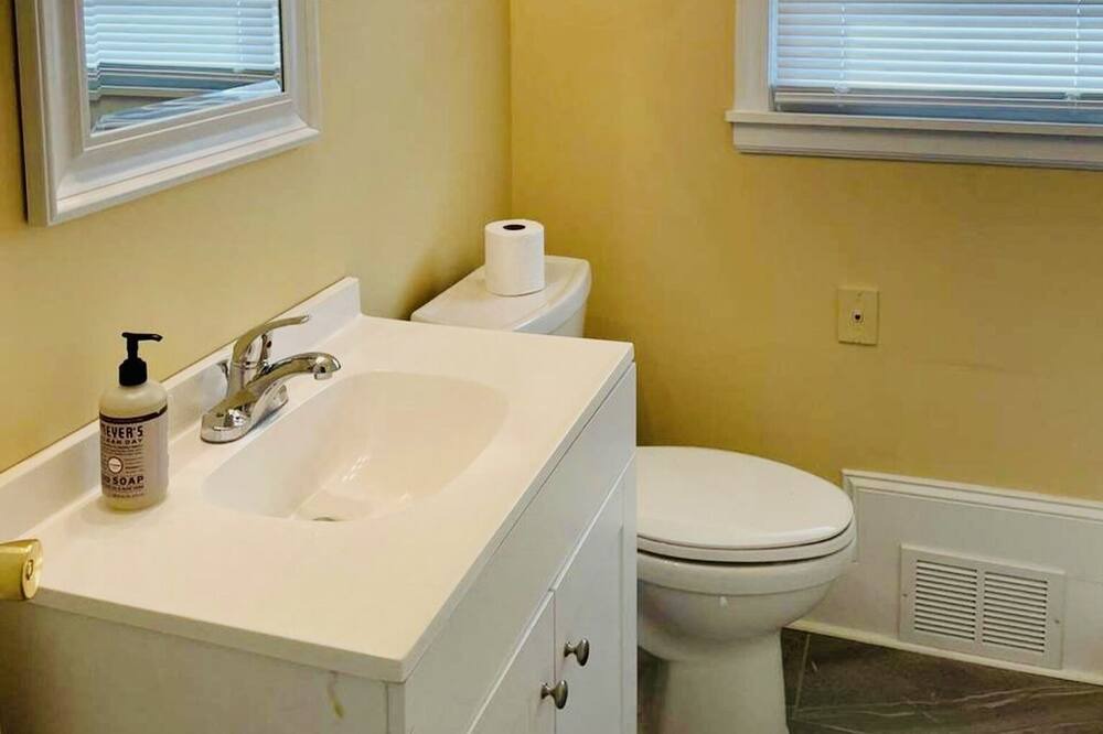 Photo of Bathroom in Graham