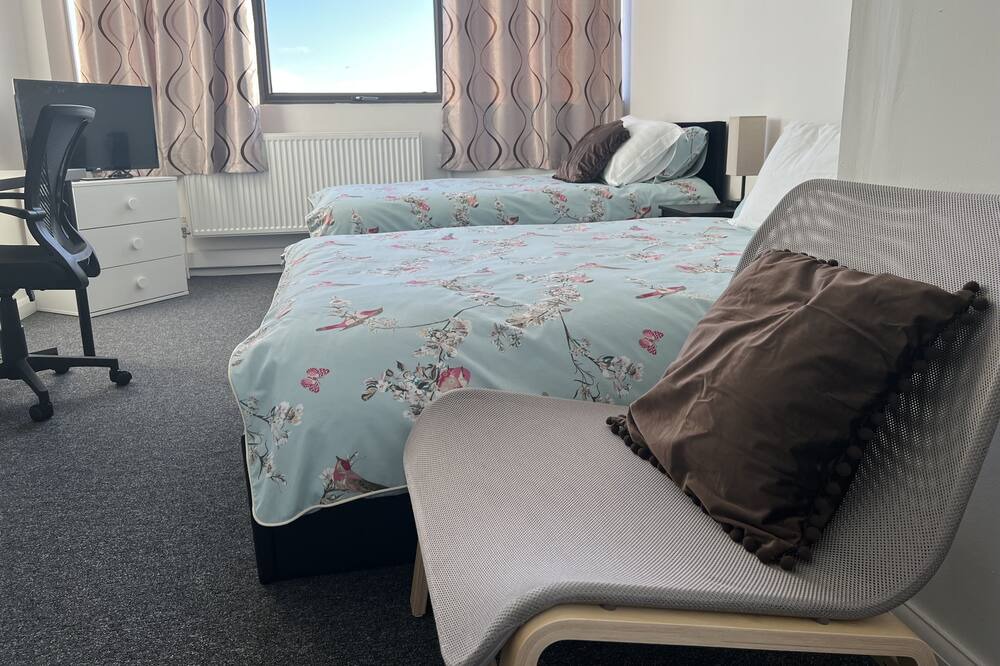 Photo of Others in Park Royal