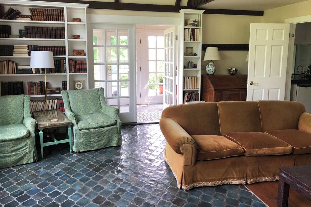 Photo of Livingroom in West Stockbridge