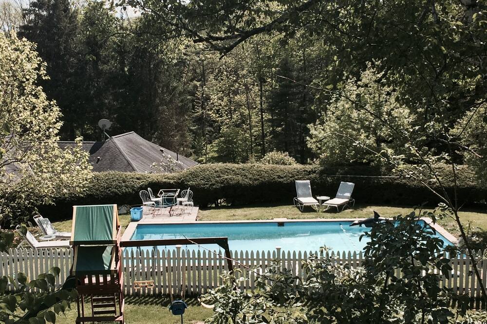 Photo of Outdoor in West Stockbridge