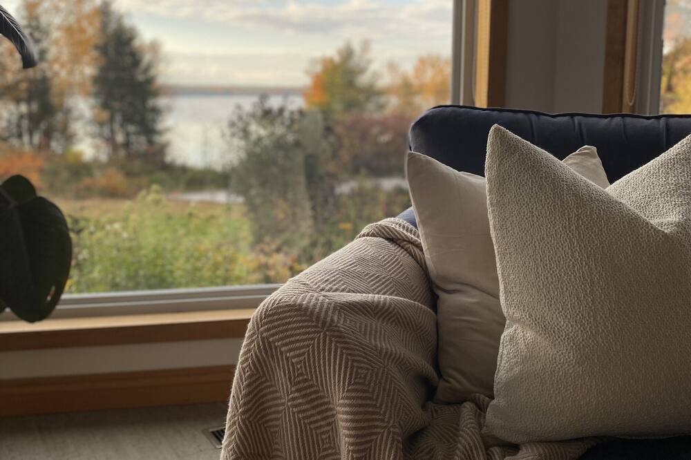 Photo of Bedroom in Calabogie