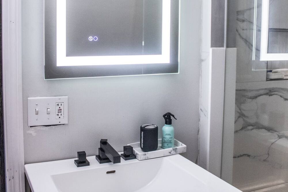 Photo of Bathroom in Federal Hill