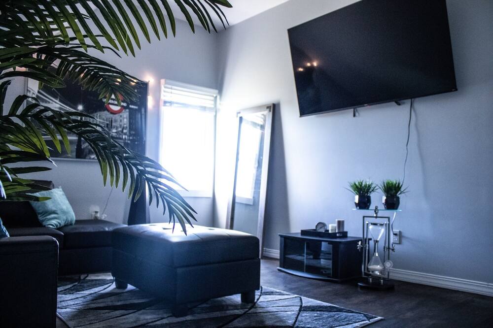 Photo of Others in Federal Hill