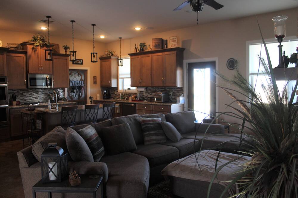 Photo of Others in Kaufman County