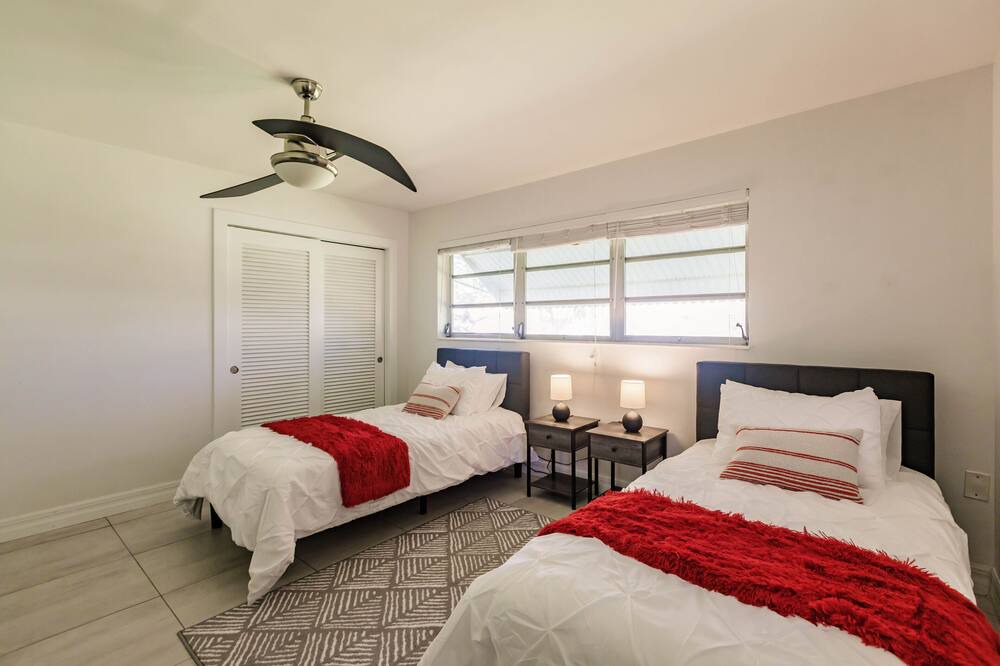 Photo of Bedroom in Central Corals