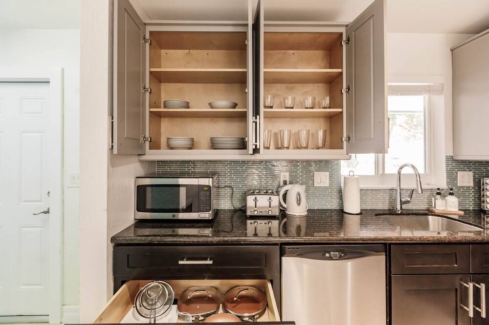 Photo of Kitchen in Central Corals