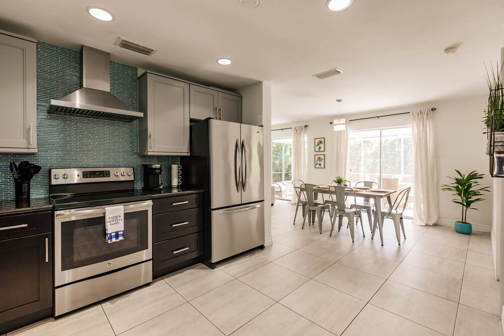 Photo of Kitchen in Central Corals