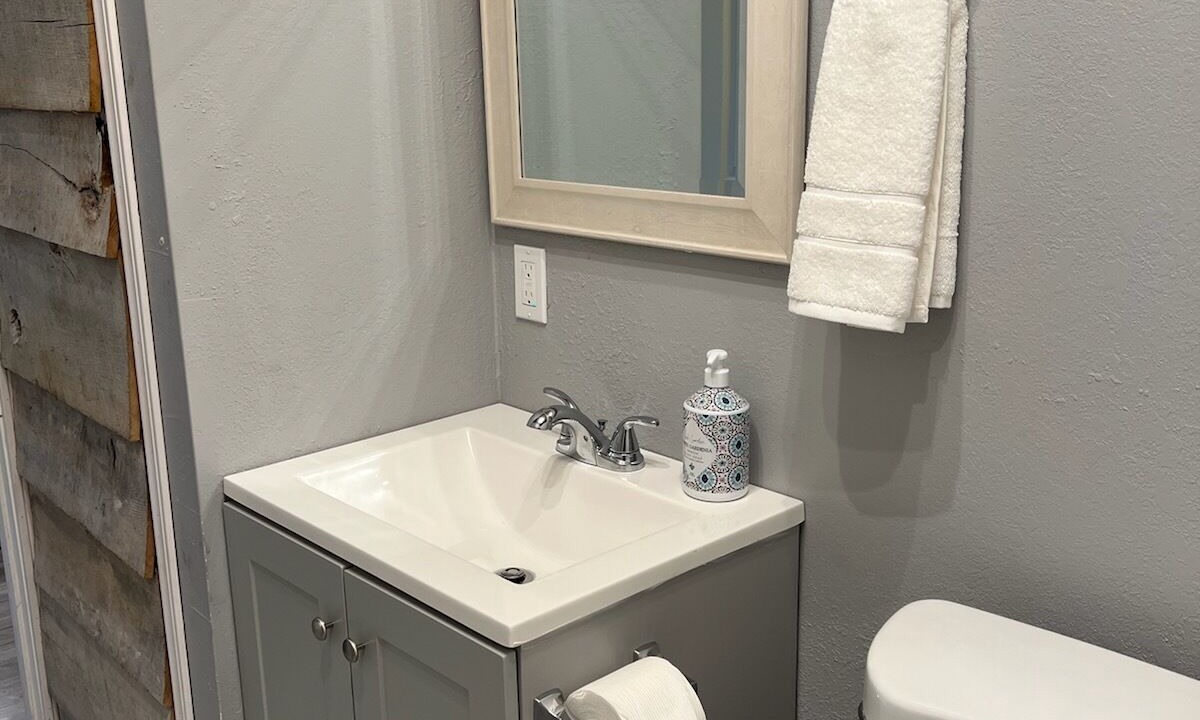 Photo of Bathroom in Jasper