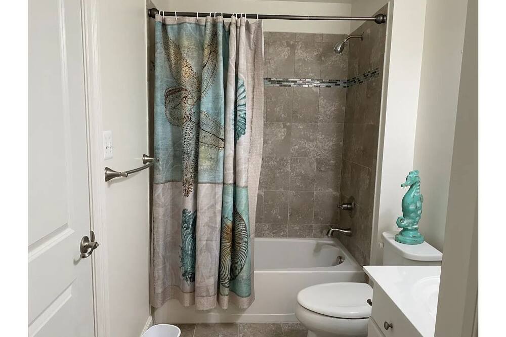 Photo of Bathroom in The Glade