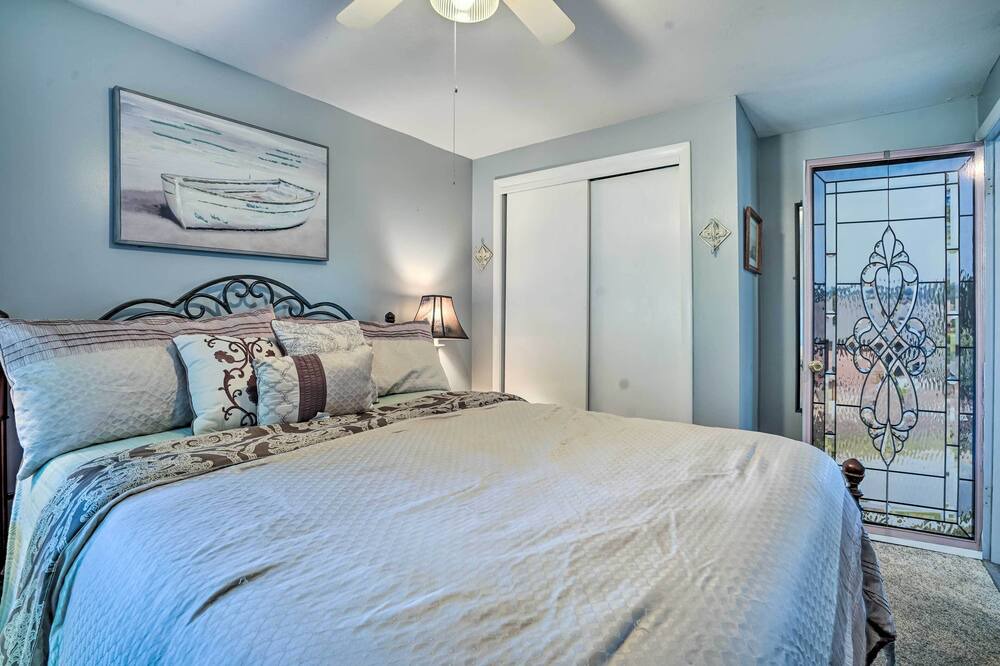 Photo of Bedroom in Tully