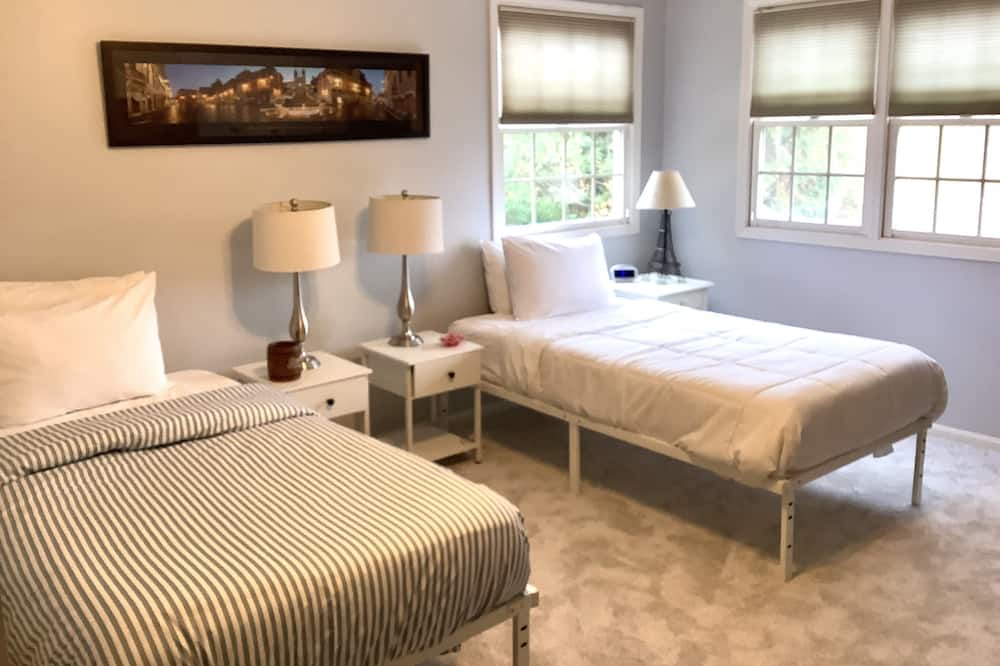 Photo of Others in Westlake