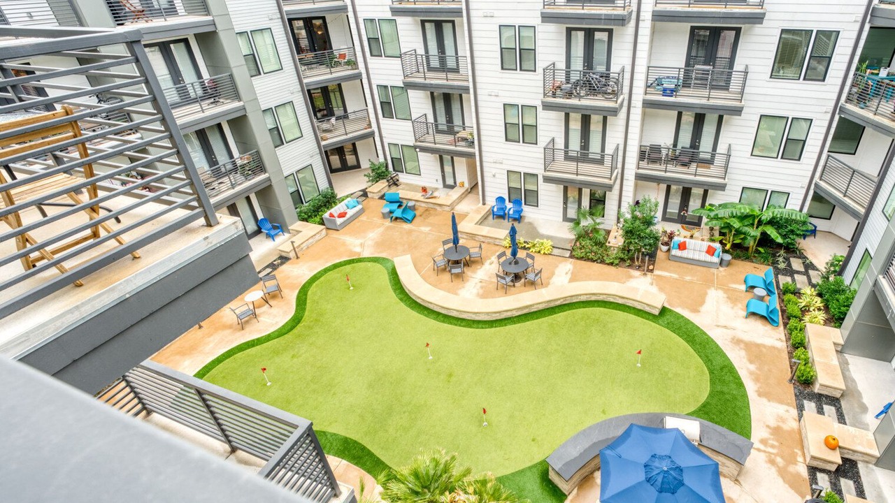 Photo of Outdoor in Govalle