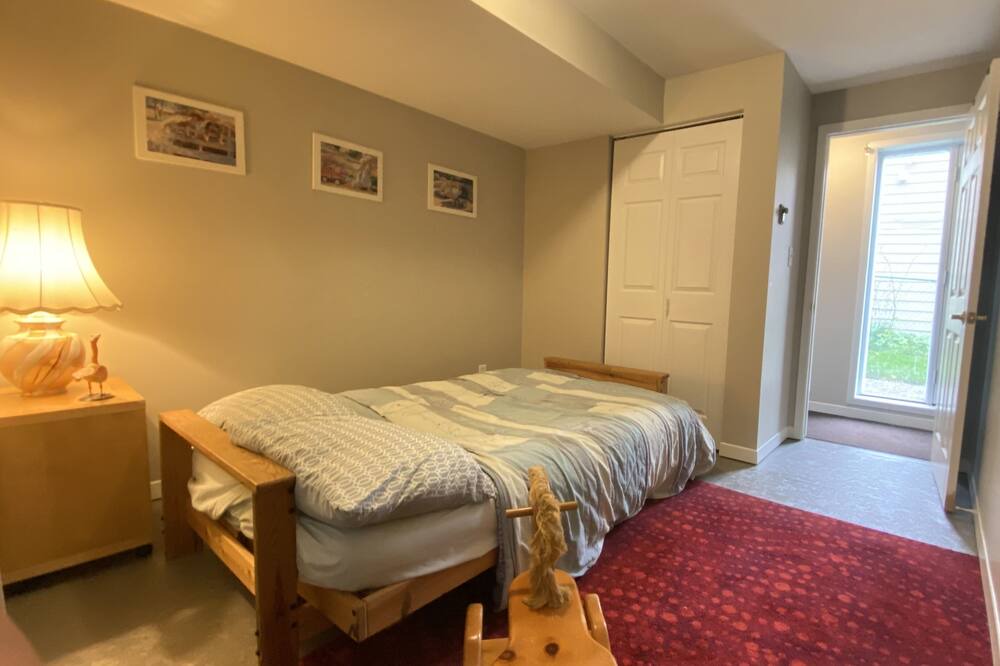 Photo of Bedroom in Greenbank