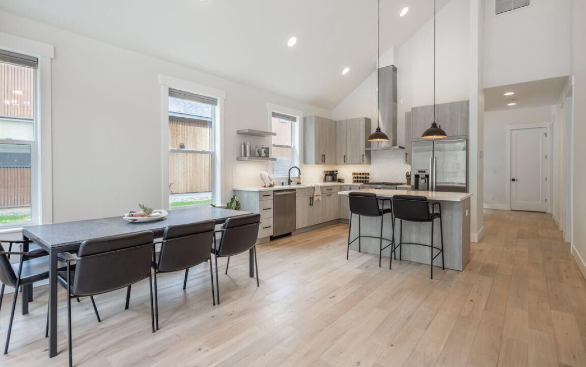 Photo of Kitchen in Roslyn