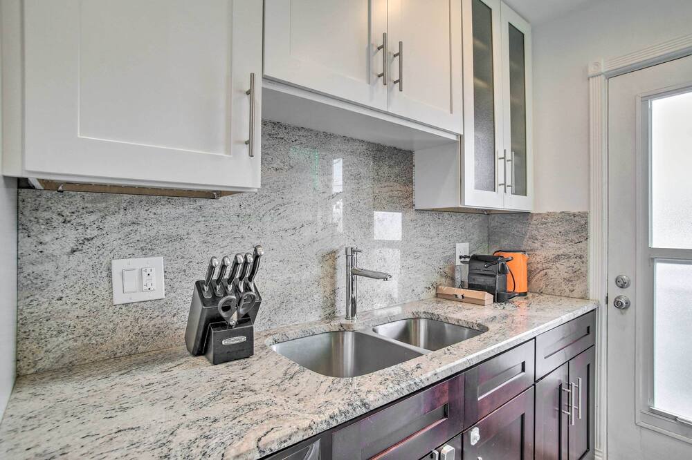 Photo of Kitchen in Colee Hammock