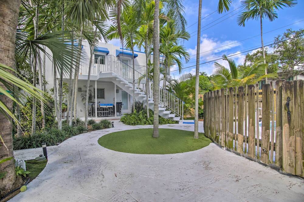 Photo of Outdoor in Colee Hammock