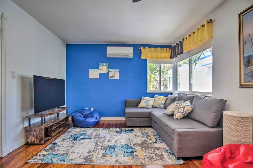 Photo of Livingroom in Colee Hammock
