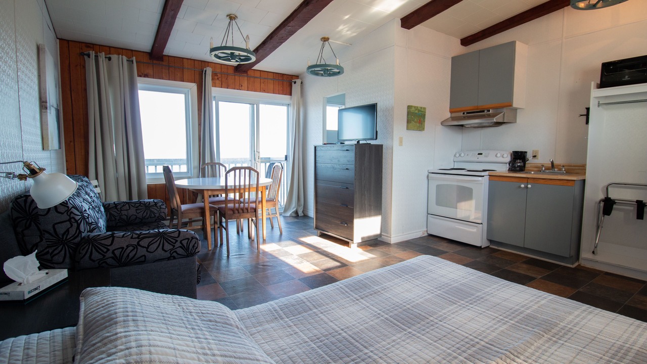 Photo of Bedroom in Pointe-au-Pere