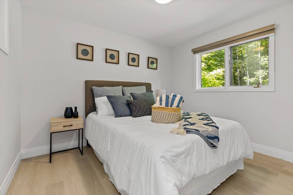 Photo of Bedroom in Broadbent